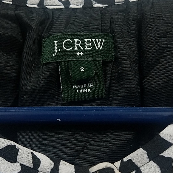 👗 - Picture 2 of 4